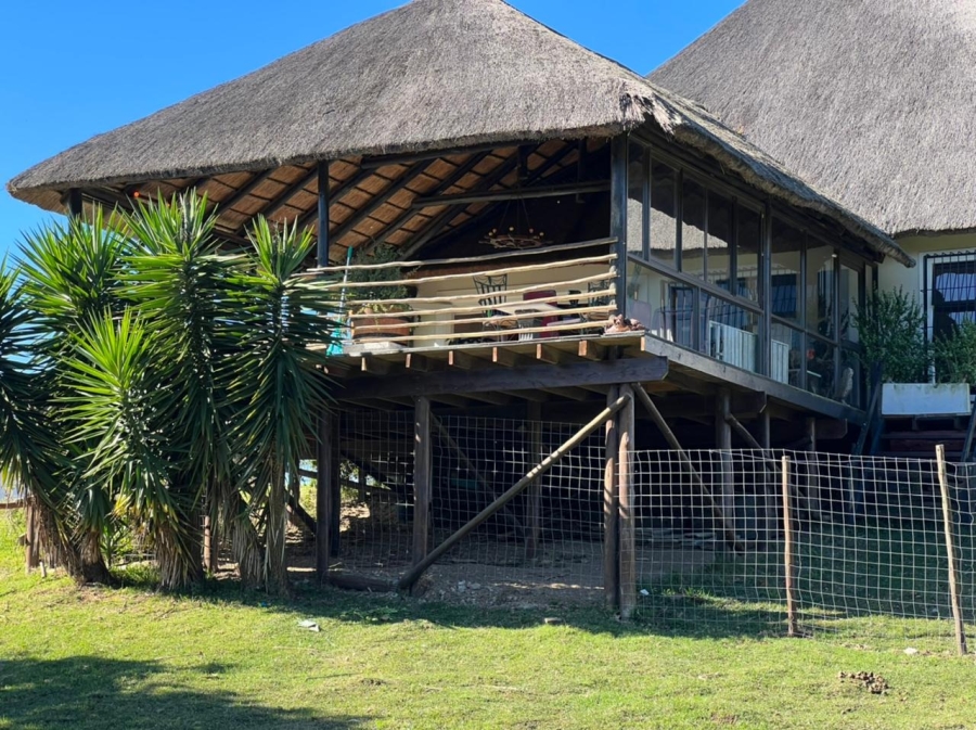 2 Bedroom Property for Sale in Kwelera Eastern Cape